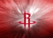 德布劳内关键时刻力挽狂澜，篮网激战取胜赢得满堂喝彩