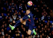 关于巴黎圣日耳曼客场大胜克莱蒙，领跑法甲积分榜的信息