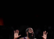 热火惊艳全场，76人助攻爆棚，哈登逆转取胜！