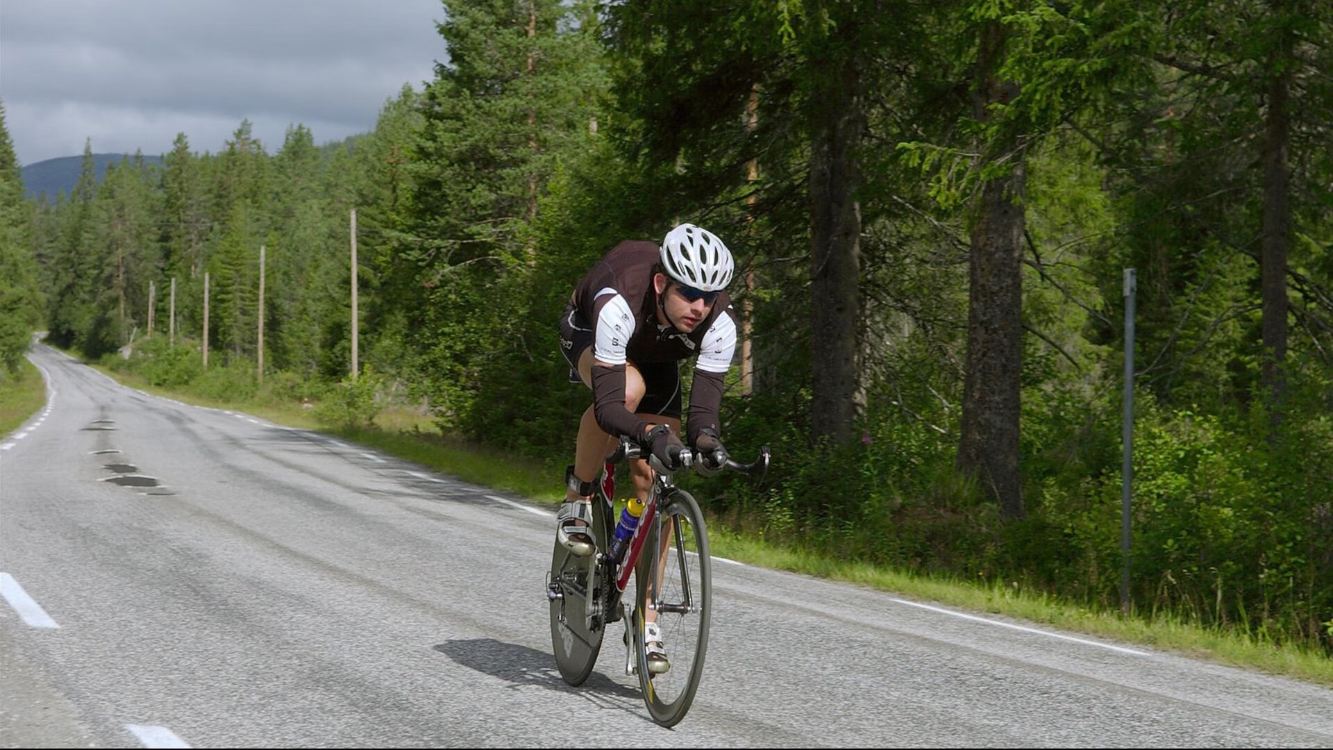 穆古鲁扎重返赛场，最后时刻胜出首场状态出色，西班牙队观众沸腾！气势如虹延续